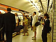 �z�[��
