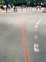 �u�����f���u���N��̕ǂ̐�