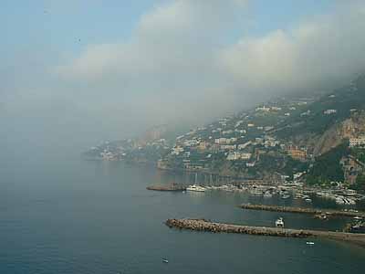 �����̃A�}���t�B�̍`�i�J���p�[�j���A�C�^���A�j