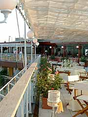 ���[�}�����n������̃��X�g�����u���E�y���S�[���v�̃e���X�i�C�^���A�j
