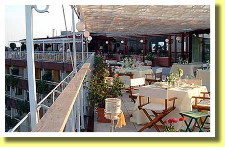 �C�^���A�̎�s���[�}�����n������ɂ���~�V���������t�����X�g�����u���E�y���S���v�̃e���X